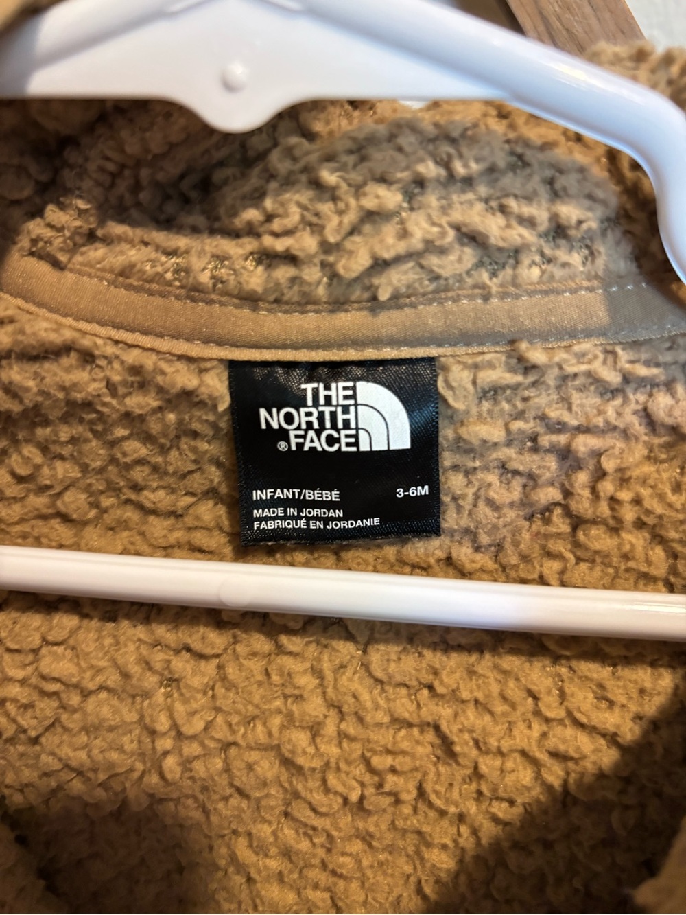 The North Face Infant Sherpa Fleece Jacket in Tan - Picture 3 of 3